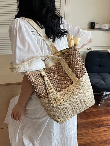 Hand-Woven Straw Tote Bag Women Large Capacity Beach Vacation Shoulder Bag Tassel Contrast Color Summer Casual Handbag