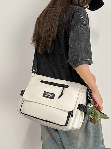 Sac Messenger en Nylon Grande Capacité pour Femmes Hommes Style Workwear Japonais Sac Bandoulière École Sac de Banlieue Avec Pendentif Dinosaure