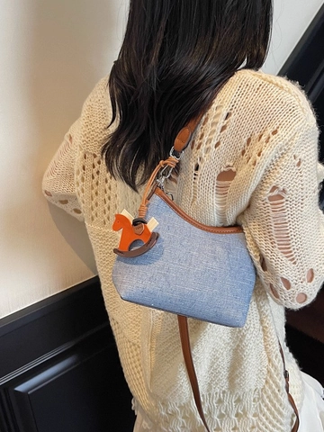 Vintage Women PU Leather Bucket Bag Minimalist Contrast Color Stitching Underarm Bag Casual Crossbody Shoulder Bag With Horse Charm
