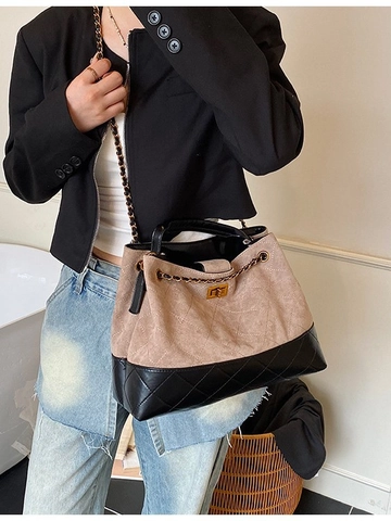 Women Large Capacity Quilted Tote Bag PU Leather Metal Chain Crossbody Shoulder Bag For Daily Commute Casual Fashion Handbag