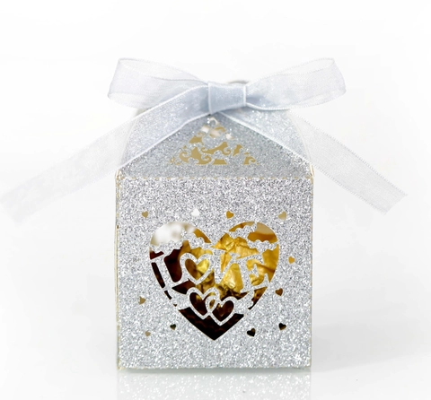 Scatole di Caramelle per Matrimonio Svuotato Cuore Love Glitter Taglio Laser Con Nastro Scatola Regalo di Carta Per Festa