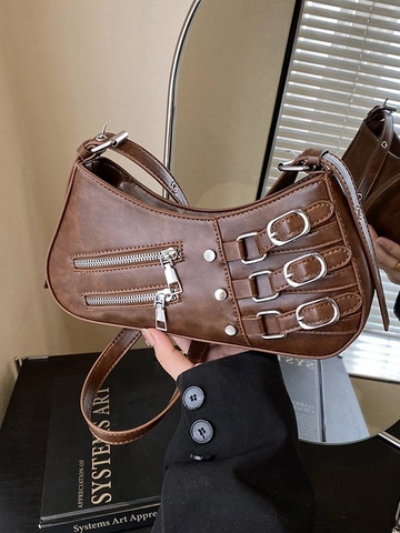 Women Vintage Motorcycle Shoulder Bag PU Leather Pleated Crescent Underarm Bag With Belt Buckle Zipper Punk Crossbody Bag