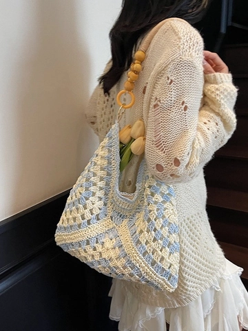 Handmade Woven Straw Tote Bag For Women Bohemian Crochet Shoulder Bag With Wooden Beads Handle Summer Vacation Beach Bag