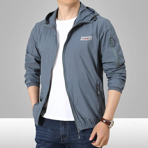 Giacca Protettiva Solare Leggera da Uomo Giacca a Vento con Cappuccio Outdoor Larga Taglie Forti Traspirante Nylon Casual Sportiva