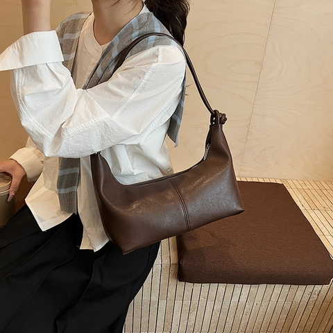 Dames Minimalistische PU Lederen Onderarm Hobo Tas Vintage Halve Maan Schoudertas Met Knoopriem En Metalen Bal Decor