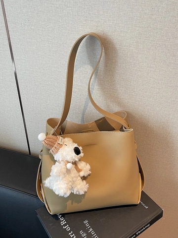 Women PU Leather Bucket Bag Minimalist Large Capacity Shoulder Bag With Plush Charm Commuting Crossbody Bag Fashion Handbag