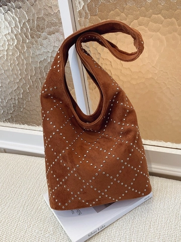 Vintage Matte PU Leather Rivet Diamond Lattice Shoulder Bag Large Capacity Hobo Bucket Bag Fashion Women Commuter Bag