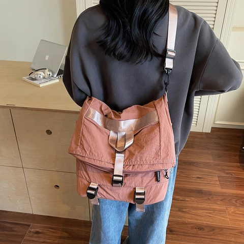 Unisex Grote Capaciteit Roll-Top Rugzak Duurzaam Nylon Messenger Bag Casual Outdoor Schooltas Voor Dames Heren Reizen