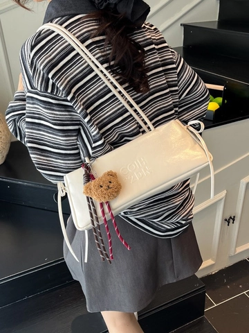 Fashion PU Leather Baguette Shoulder Bag For Women Large Capacity Underarm Bag With Cute Bear Pendant Solid Color Handbag