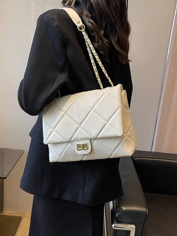 Borsa a Spalla con Catena a Rombi Trapuntata in Pelle PU di Grande Capacità da Donna con Chiusura a Patta in Metallo Dorato Elegante