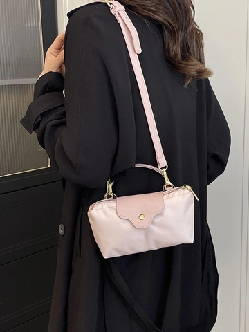Nischendesign Damen Nylon Knödeltasche Leicht Plissiert Umhängetasche Mode Handtasche Tragbare Kleine Quadratische Messenger Bag