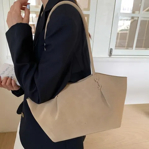 Minimalistische Grote Capaciteit PU Leren Tote Bag Voor Dames Frosted Textuur Geknoopte Schoudertas Veelzijdige Handtas