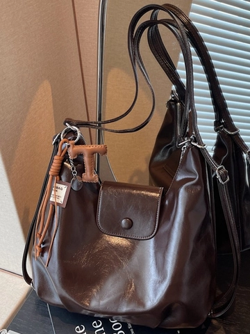 Vintage Glossy PU Leather Hobo Shoulder Bag For Women Large Capacity Tote Crossbody Bag With Tassel Pendant For Daily Work