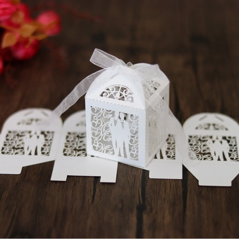 Scatole per Caramelle Matrimonio Intagliate al Laser Stile Europeo Silhouette Mr e Mrs Con Nastro Confezioni Regalo Party