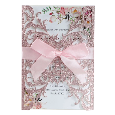 Elegante Laserschnitt Rose Blume Hochzeit Einladungen Glitzer Papier Spitze Tasche Mit Satin Schleife Florale Innenkarte Umschlag