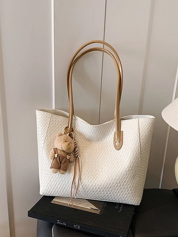 Women Woven PU Leather Large Capacity Tote Bag Fashion Simple Commuter Shoulder Bag With Plush Bear Charm Solid Color