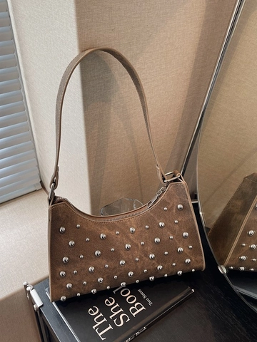 Fashion Rivet PU Leather Underarm Bag For Women Vintage Chic Casual Shoulder Bag Hobo Bag With Rivet Embellishment For Daily Dating