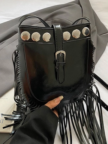 Borsa a Secchiello in Pelle PU Vintage da Donna Con Nappine e Borchie Tracolla Stile Bohémien con Frange per Uso Quotidiano