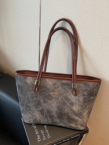 Women High-End Large Capacity Tote Bag Vintage PU Leather Shoulder Bag Fashion Commuter Shopping Handbag With Metal Logo