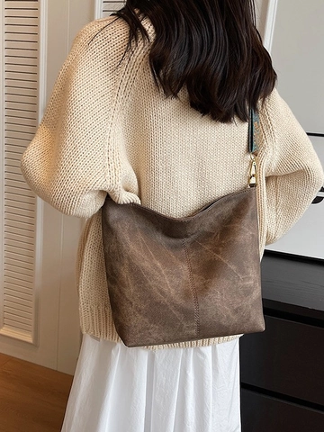 Large Capacity Retro PU Bucket Bag for Women Bohemian Wide Strap Ethnic Pattern Shoulder Crossbody Tote Autumn Commuter Bag