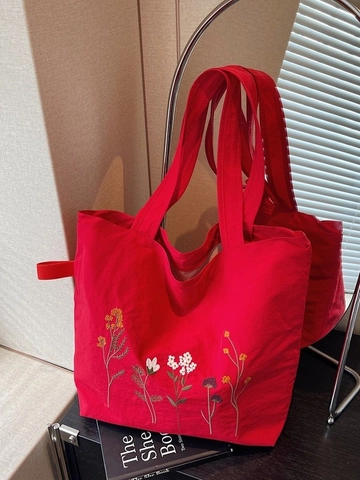 Fashion Large Capacity Commuter Shoulder Tote Bag For Women Floral Embroidery PU Leather Underarm Bag Daily Travel Bag