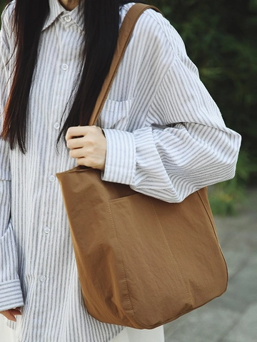 Large Capacity Nylon Tote Bag Pleated Casual Shoulder Bag With Front Pocket Japanese Style Commuter Handbag For Women