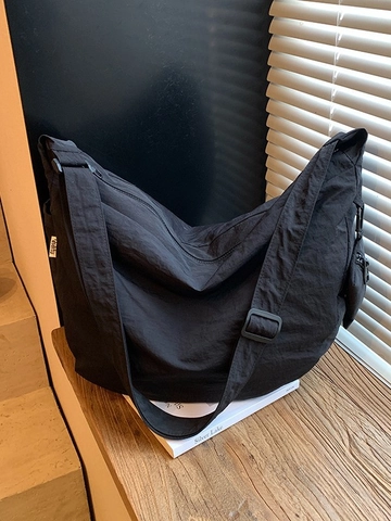 Large Capacity Pleated PU Leather Dumpling Crossbody Bag For Women Casual Solid Color Hobo Bag With Mini Pouch Commute Shoulder Bag