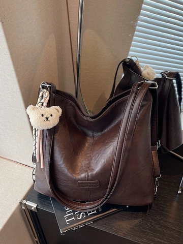 Women Large Capacity PU Leather Backpack Vintage Pleated Tote Bag With Bear Pendant Retro Soft Shoulder Bag For Daily Casual