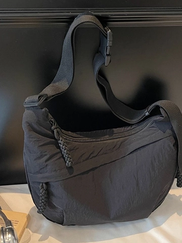 Women Large Capacity Nylon Crossbody Bag Solid Color Half Moon Dumpling Bag Casual Shoulder Bag Adjustable Strap Daily Travel