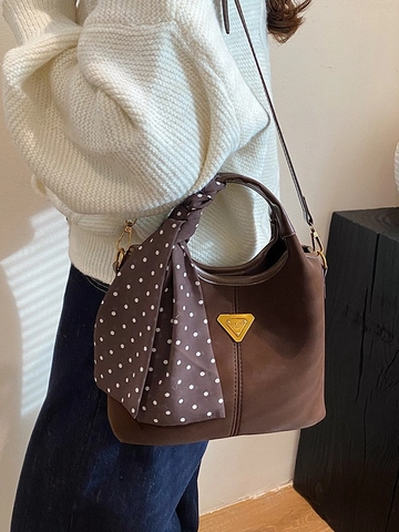 Sac Seau en PU Décontracté pour Femmes Avec Décoration de Foulard à Pois Sac à Main Vintage Sac à Bandoulière Mode Automne Hiver Trajet