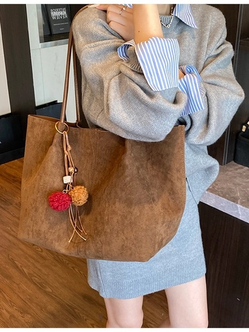 Retro Large Capacity PU Leather Tote Bag For Women Casual Korean Style Underarm Shoulder Bag With Plush Pom Pom Pendant Charm