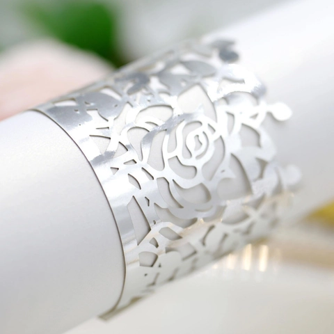 Ronds de Serviette en Papier Découpés au Laser Fleur de Rose Ajouré Boucles pour Mariage Banquet Fête Décoration de Table