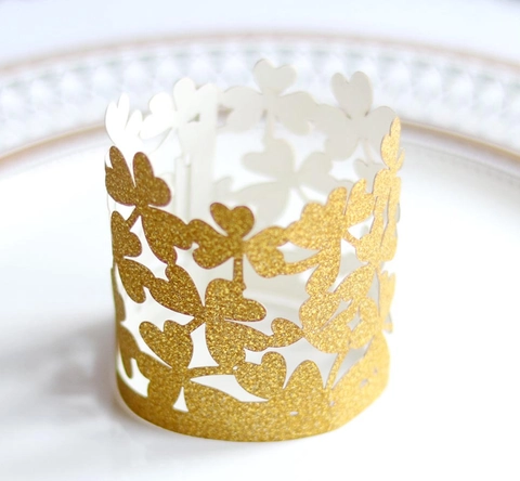 Involucri per Candele in Carta Tagliata al Laser Glitterata Modello Quadrifoglio Cuore Paralumi per Luci a LED Decorazione per Feste
