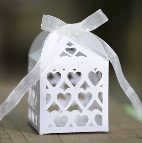 Valentinstag Lasergeschnitten Herzform Hohl Hochzeit Süßigkeiten Box Papier Geschenk Schokolade Box Mit Schleife Hochzeit Party Gastgeschenke