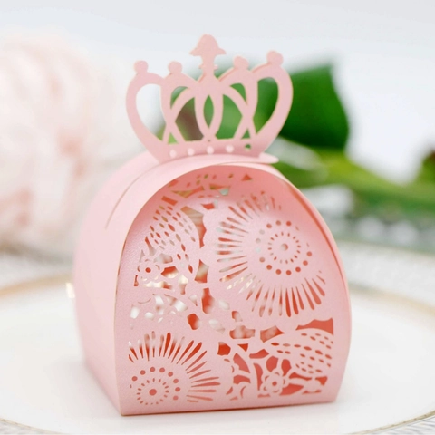 Laserschnitt Hohle Rose Süßigkeitenbox Mit Kronenoberteil Elegantes Perlmuttpapier Hochzeit Party Geschenkbox Für Schokolade Süßigkeiten