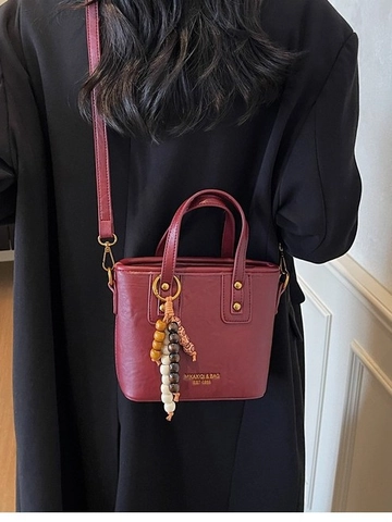 Sac Seau Rétro en Cuir PU pour Femmes Avec Charme en Perles de Bois Style Coréen Sac Bandoulière et Porté Main pour Navettage
