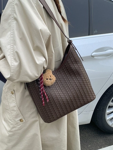 Damen Gewebte Beuteltasche Aus PU-Leder Große Hobo Schultertasche Mit Plüschbär Anhänger Retro Geflochtene Handtasche