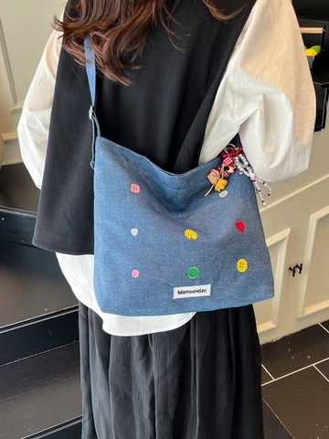 Borsa a Tracolla da Donna in Denim alla Moda Ricamo a Bottoni Colorati Borsa a Secchiello Casual in Denim con Ciondolo