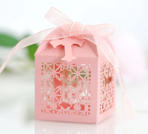Laserschnitt Hohl Kreuz Süßigkeitenbox Perlmuttpapier Geschenkbox Mit Satinband Für Hochzeit Taufe Religiöse Party Dekoration