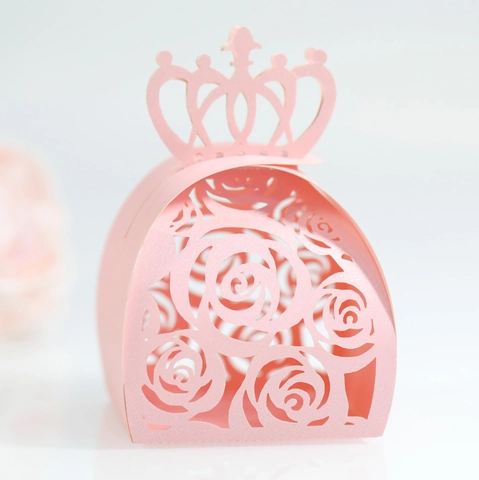 Europäische Hohle Rosen Krone Süßigkeitenboxen Perlmuttpapier Geschenkbox Für Hochzeit Party Gastgeschenk Schokolade Verpackung