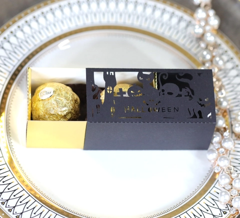 Scatola di Caramelle Traforata a Taglio Laser per Halloween Motivo Zucca Gatto Nero Carta Perlata Scatola Regalo per Feste Custodia Decorativa per Cioccolato