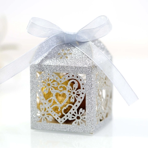Laser Cut Heart Hollow Glitter Cardboard Candy Gift Box With Satin Ribbon Valentine Wedding Party Chocolate Packaging