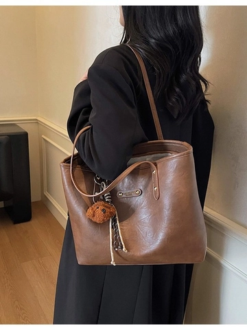 Bolso Tote de Cuero PU de Gran Capacidad para Mujer Bolso de Hombro Retro Minimalista Con Colgante de Oso de Peluche Bolso de Compras