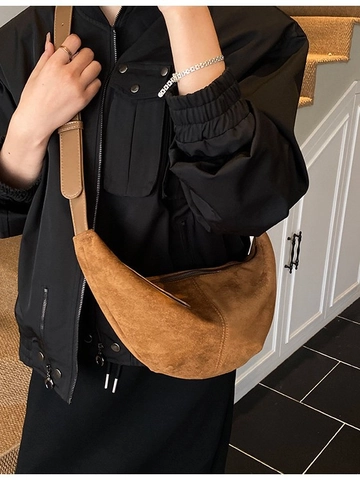 Women Large Capacity PU Leather Half Moon Crossbody Bag Retro Minimalist Croissant Hobo Bag For Daily Commute Fashion