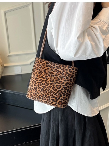 Vintage Suede Feel PU Leather Leopard Print Bucket Crossbody Bag For Women Small Frosted Shoulder Bag Versatile Daily Satchel