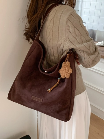 Women Large Capacity PU Leather Tote Bag Vintage Faux Suede Shoulder Hobo Bag Casual Commute Bag With Plush Bear Charm