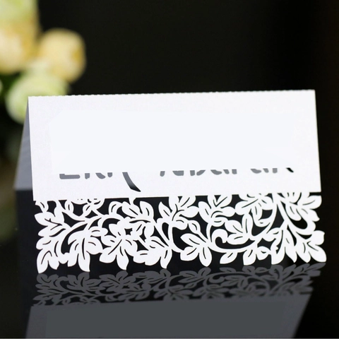 Marque-places en Papier Perlé à Fleurs Creuses Découpés au Laser pour Mariage Banquet Fête Décoration de Table Cartes de Nom en Dentelle