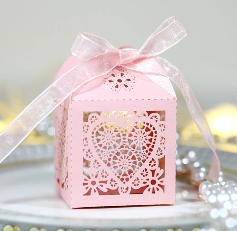 Laserschnitt Herz Süßigkeitenbox Perlmuttpapier Hohl Geschenkbox Bandschleife Dekor Für Hochzeit Valentinstag Party Schmuck