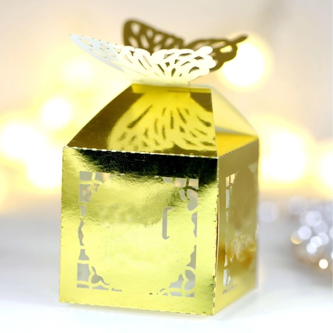 Laser Cut Butterfly Hollow Wedding Candy Box Pearlescent Paper Chocolate Gift Box For Birthday Party Celebration Decoration