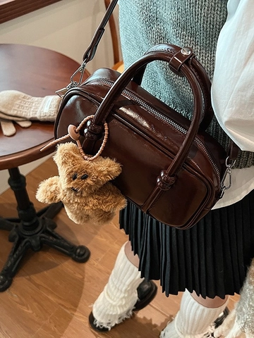 Borsa da Bowling Retrò in Pelle PU Lucida da Donna Borsa a Mano Boston Vintage Con Charm Orsetto Tracolla Versatile